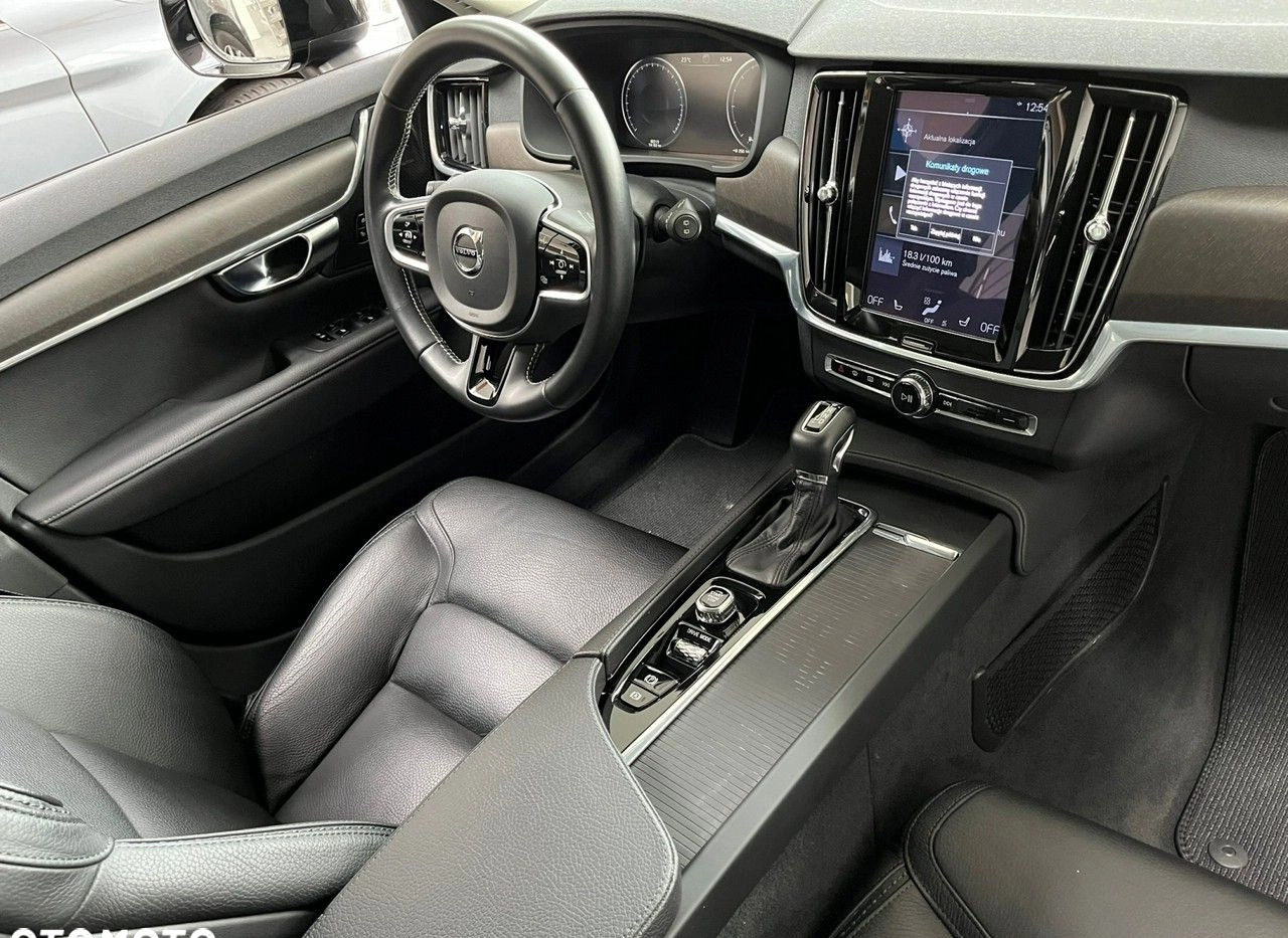 Volvo V90 Cross Country cena 159500 przebieg: 83000, rok produkcji 2019 z Krzyż Wielkopolski małe 67